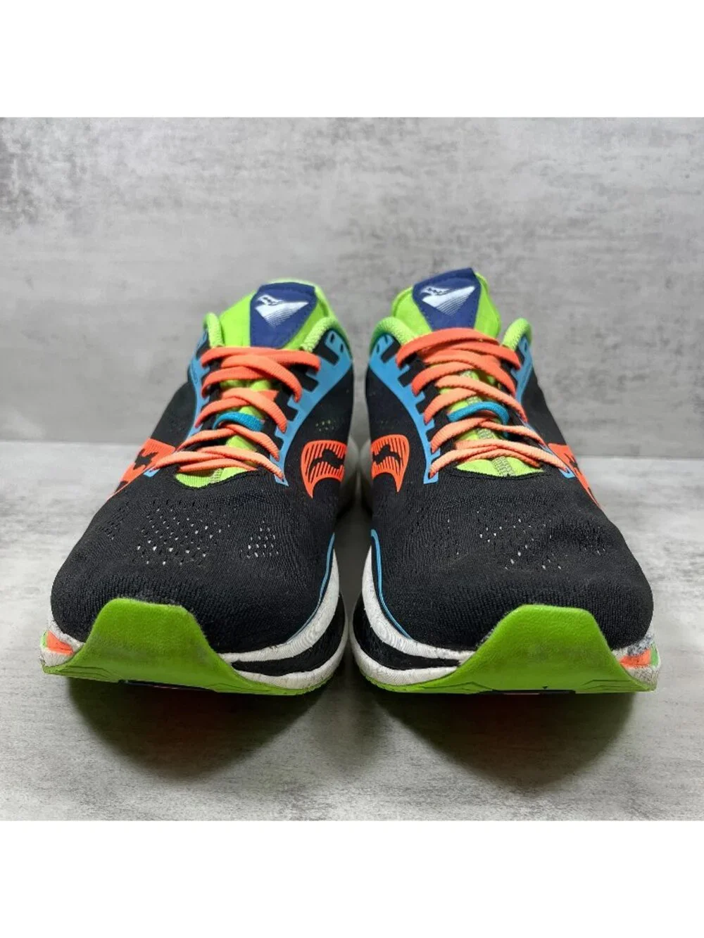 Saucony Endorphin Pro Running Shoes - Men's Size 10.5 - Black  This item is pre-